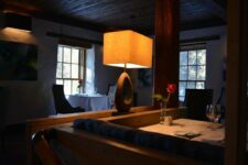 How Can You Use Floor Lamps to Improve Ambiance?